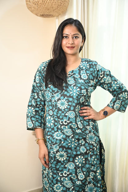 Floral printed kurti pant set