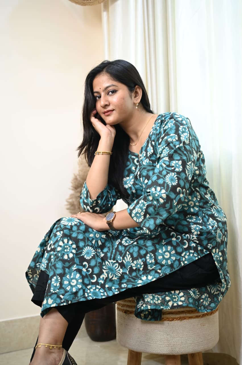 Floral printed kurti pant set